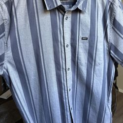 Men’s Short Sleeve Size Xxl Brand Rvca 