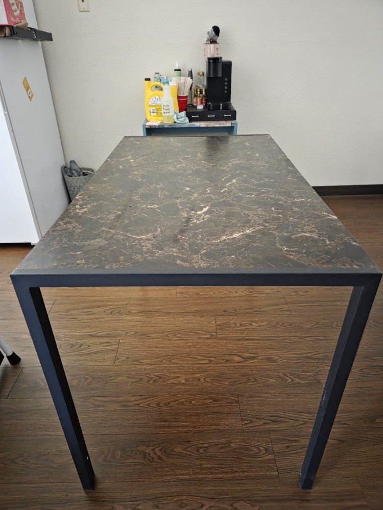Brown Kitchen Table With Benches 