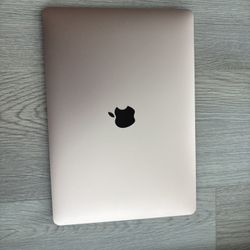MacBook Air 13”