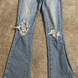 Woman American Eagle Ripped Flare Stretch Jeans Size 0