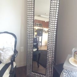 Beautiful New Rhinestone Mirror