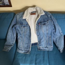 Levi Fleece-Lined Denim Jacket