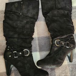 Buckle Saude Heel Boots Size 8.5