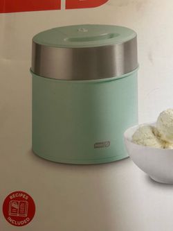 Deluxe ice cream maker