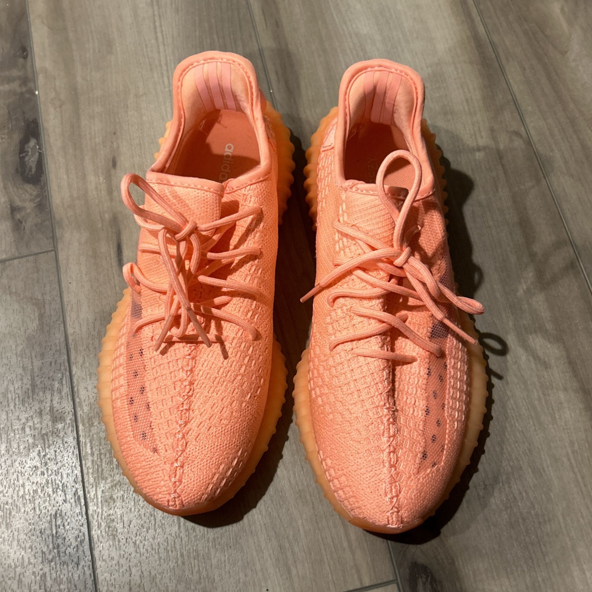 Pink Yeezys 350 Boost v2 for Sale in Manor, TX - OfferUp