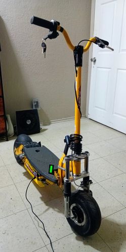10" tires Bladez XTR Comp ll full Suspension Old School Electric foldable Scooter  Battery Upgrade 48v 14000mAh Goes 30mph Easy, Asking $250 FirmPrice