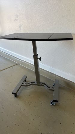 Mobile Adjustable Table