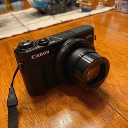 Canon PowerShot G7X Mark II