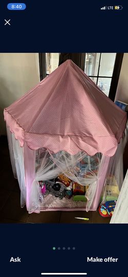 Pink Princess Canopy Tent / Play Area 