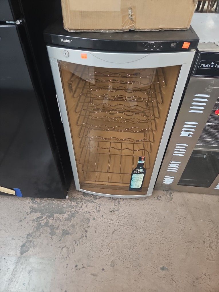 Haier 51 Bottle Wine Cooler 