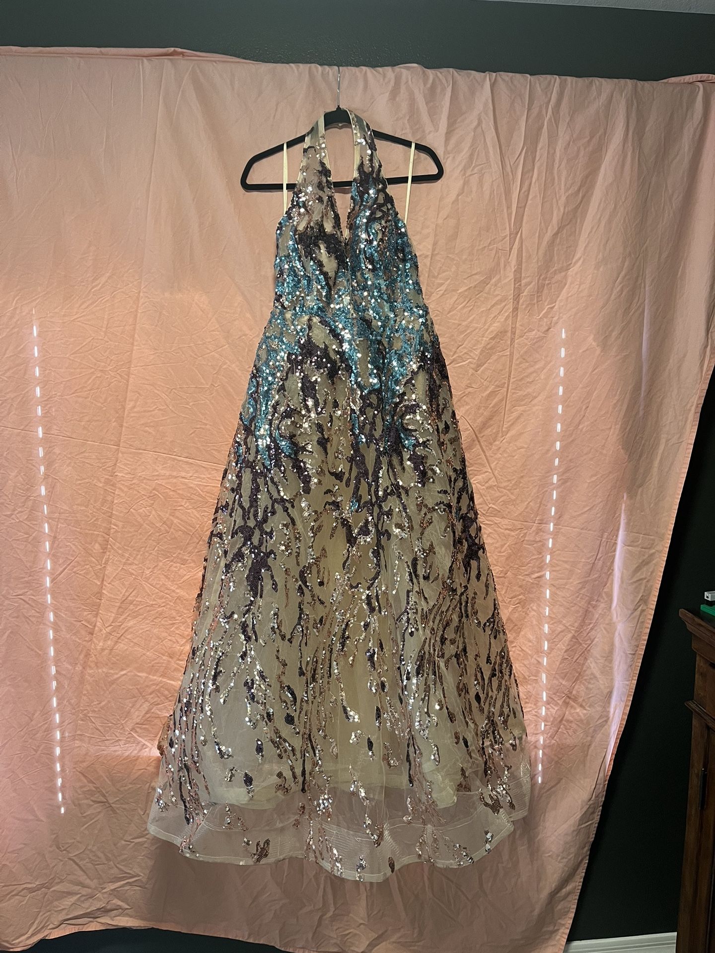 Beautifu Gold And Blue Dress Halter Top