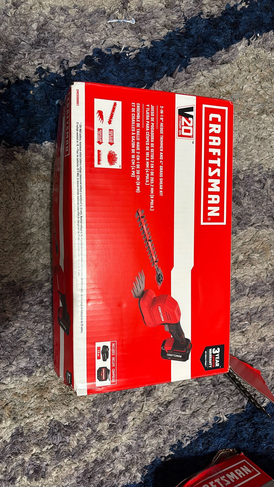 Craftsman 2-in-1 8” Hedge Trimmer And 4” Grass Shears Kit / Battery And Charger Include 
