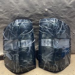 #OT90 2014-2019 CHEVY SILVERADO SMOKED HALOGEN TAIL LIGHT PAIR
