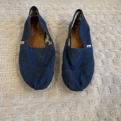 Toms Shoes 