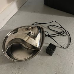 Pioneer Pet raindrop water fountain