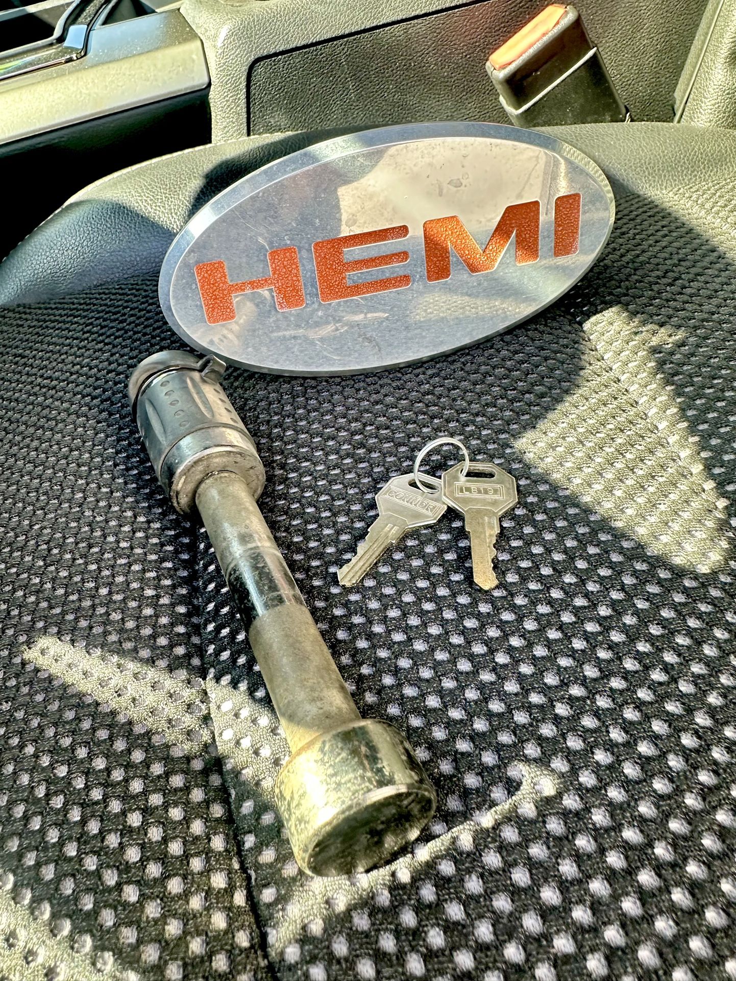 HEMI Hitch Cover With Lock