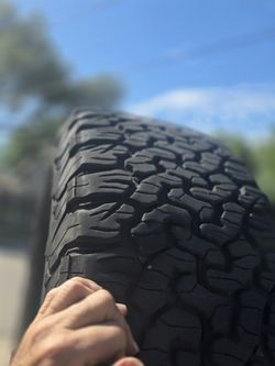295/75R20 KO2 Tires