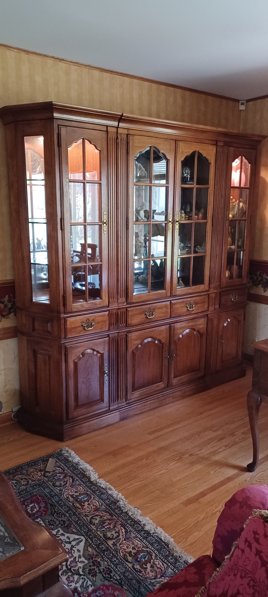 (3) Piece Thomasville Display Cabinets
