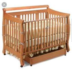 Wooden Baby Crib With Under Storage 