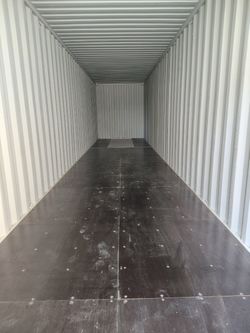 Moving? Need Storage? Shipping Containers are the solution! 🤩 Message for a FREE quote!
