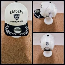 LAS VEGAS RAIDERS NFL FOOTBALL 🏈 SNAPBACK HAT.