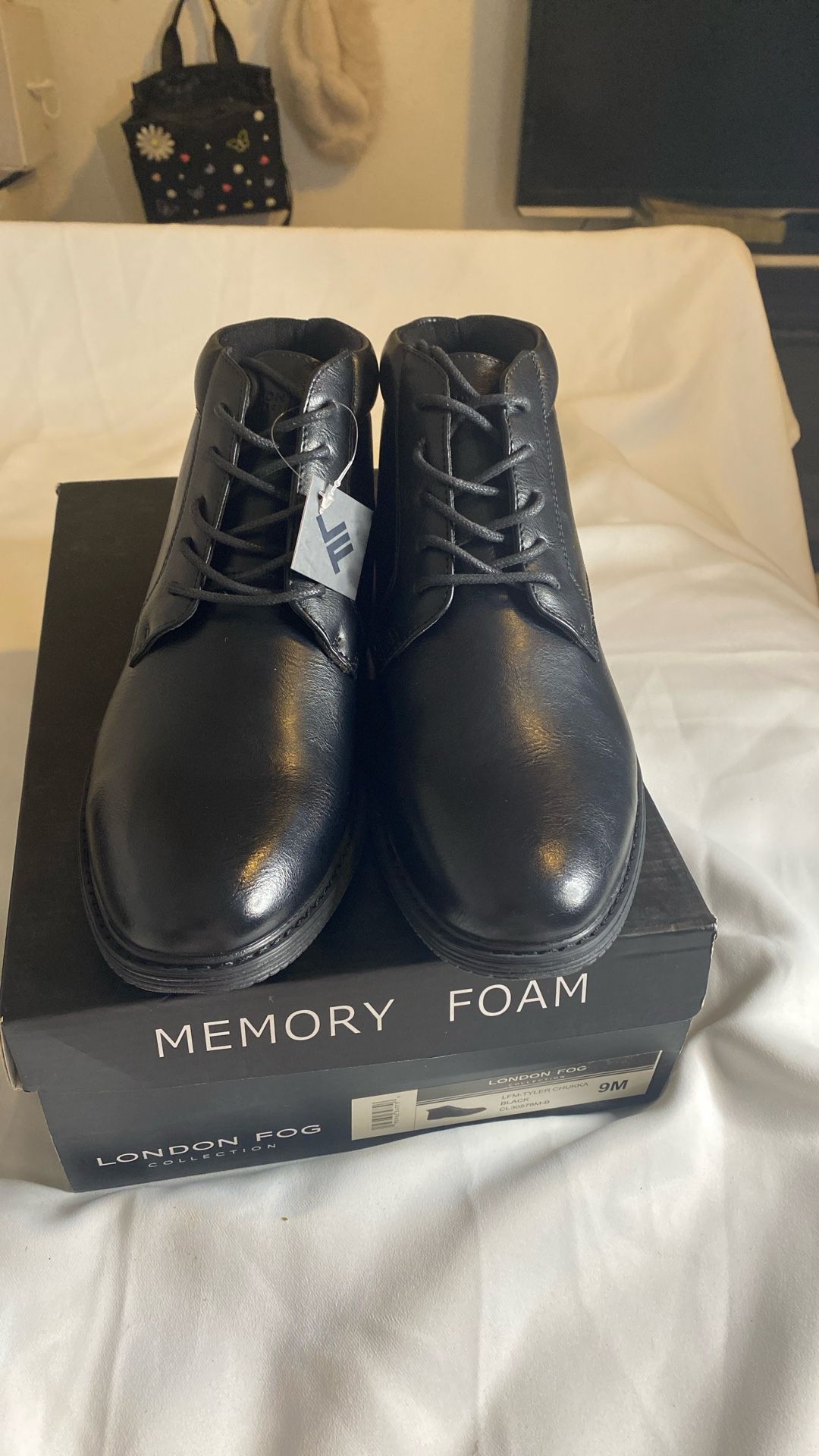 SIZE 9M-MENS London fog black shoe boot