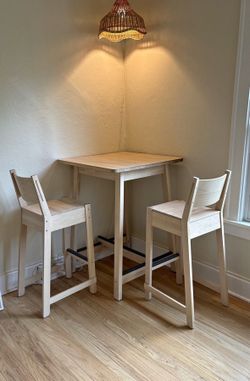 IKEA Hightop Table & Chairs