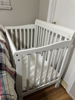 Mini Crib With Mattress