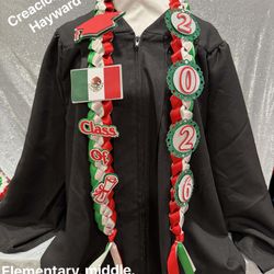 Se Venden Collares Para Graduación Diferentes Tamaños, Colores Y Precios También Se Hacen Personalizados 