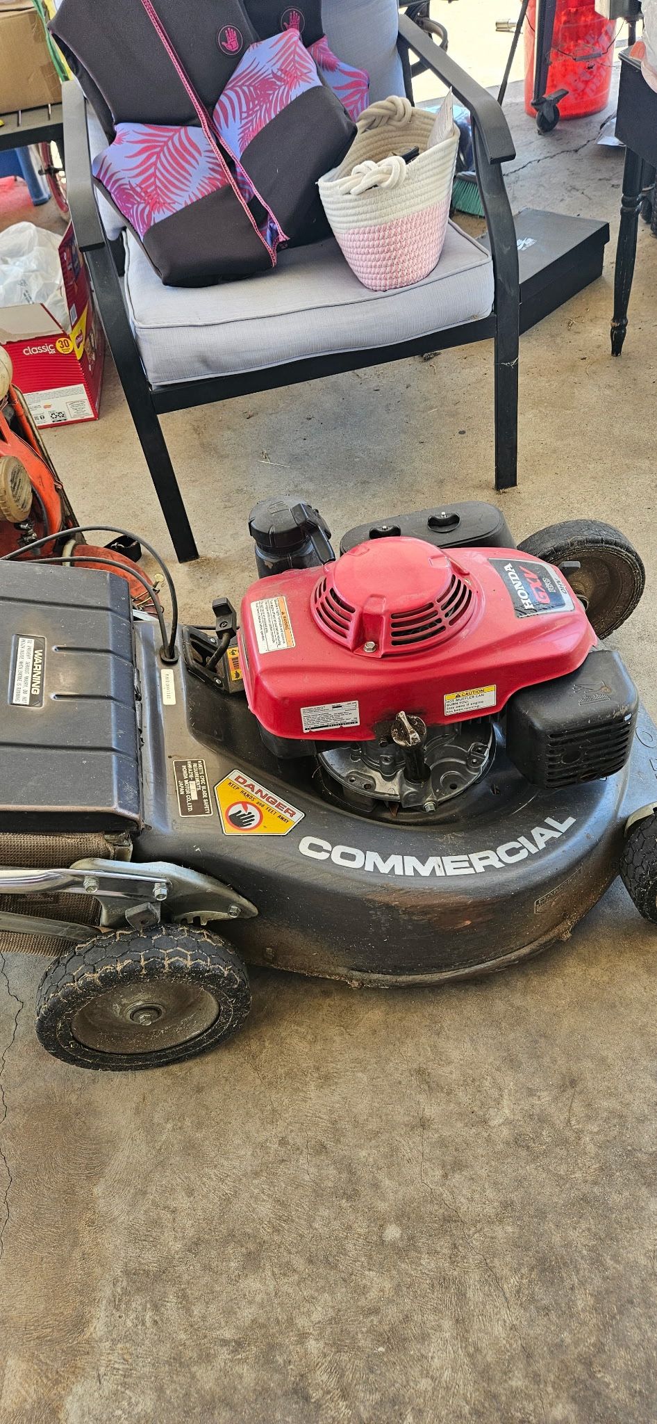 Commercial Honda lawnmower bundle