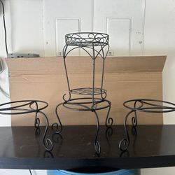 4 Metal Plant Stands