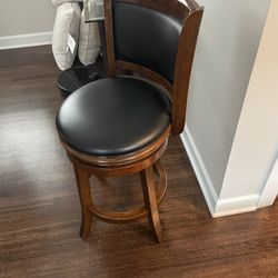 Walnut Stool (Counter Height)