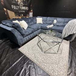 Sectional/couch/sofa, Material: Plush Chenille, Color: Blue, Size:100x100, Delivery Available