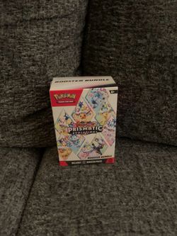 Prismatic Evolution Booster Bundle