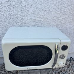 Galanz Countertop Microwave Oven 1100 Watt