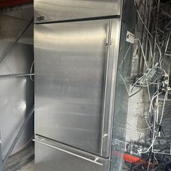 ge monogram built in refrigerator 