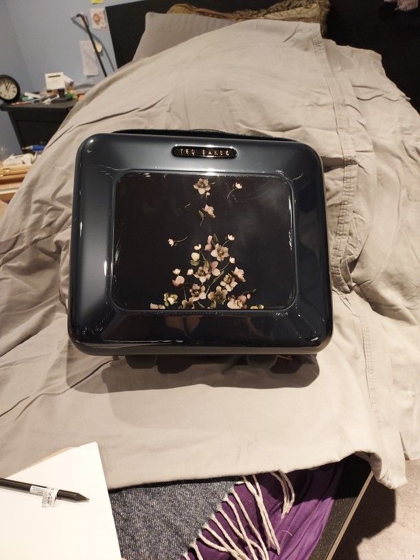 Ted Baker Traveling Vanity Case