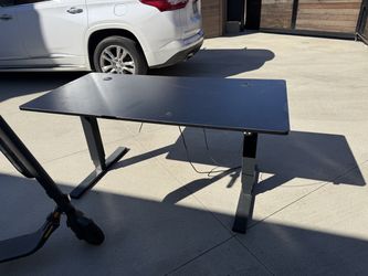 Sit stand desk