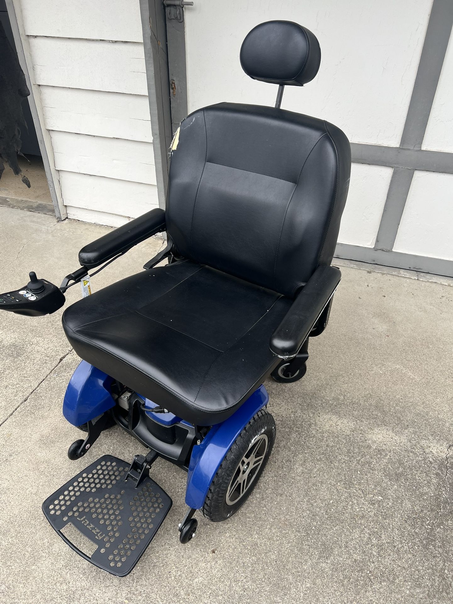 Jazzy elite HD Electric Wheelchair