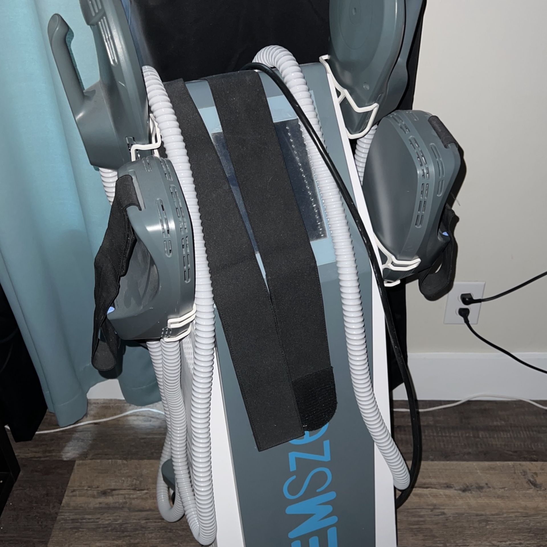 Emsculpt Body Shaping Machine