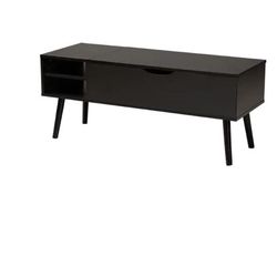 Calawah Black Cocktail Table