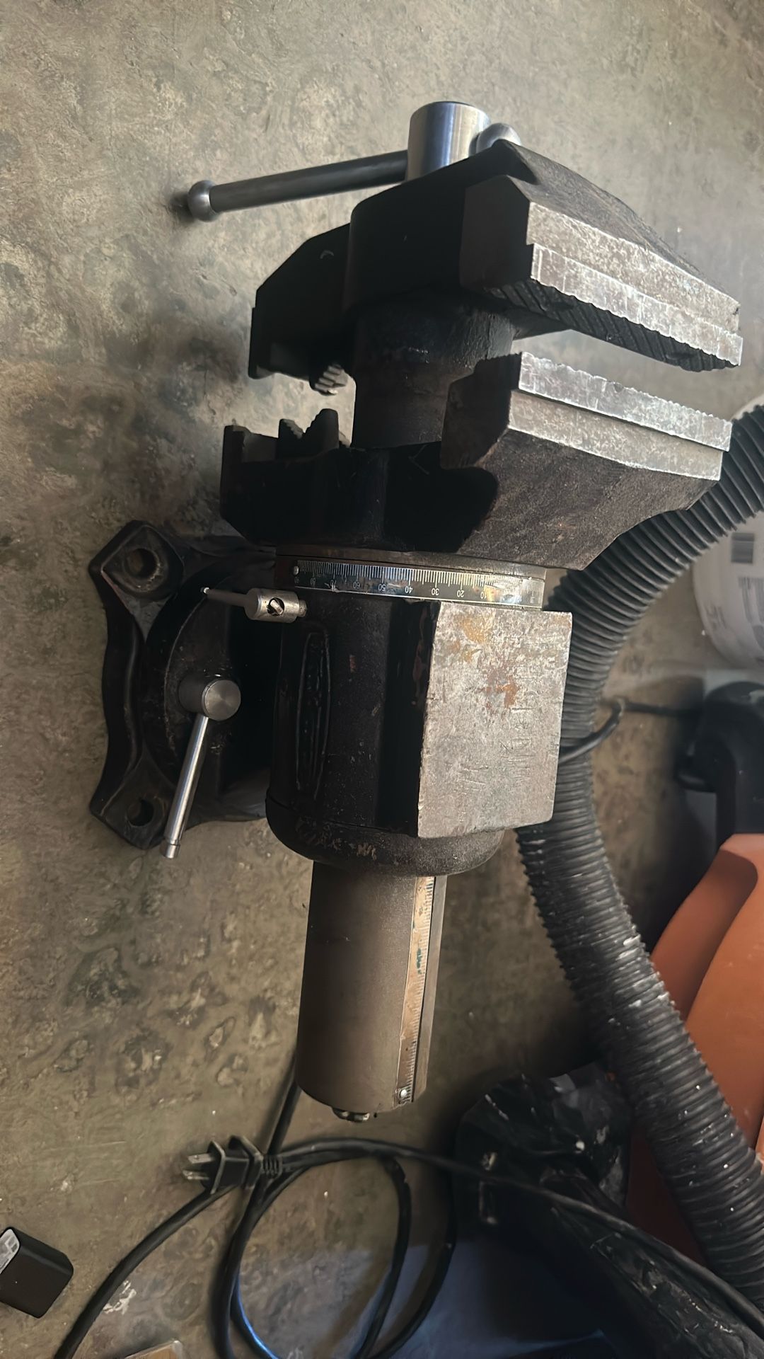 Workforce Vice grip