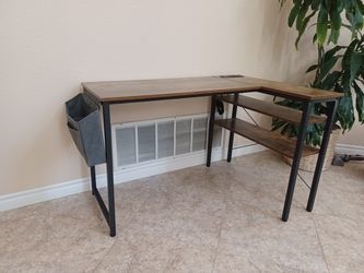 L-Shape Desk. Like New Condition- Make An Offer