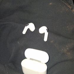 Apple Air Pod Pro 4th Generation 