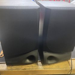 2 JVC Speaker System Model No. UX-B1008 Micro Component System 