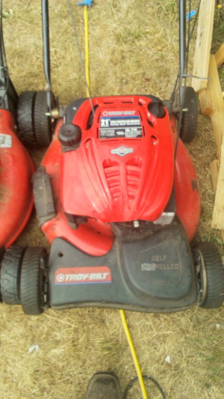 TORO 6.75hp Self Propelled Lawn Mower/Recycler