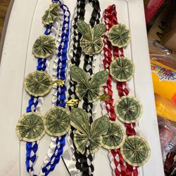 Money lace
