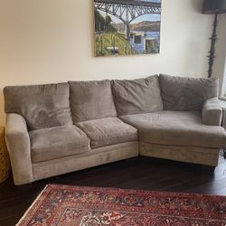 Sectional sofa w left chaise