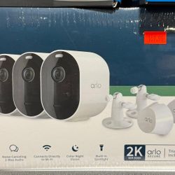 Arlo Pro 4 Spotlight 4 Camera Security Bundle 