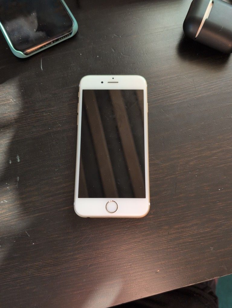 iPhone 6s , Gold